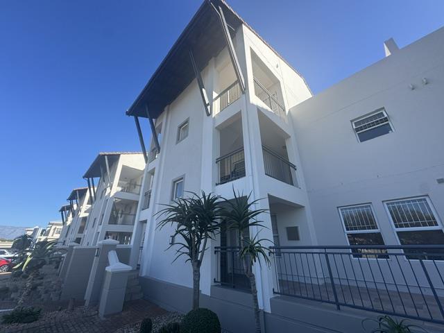To Let 1 Bedroom Property for Rent in Royal Ascot Western Cape